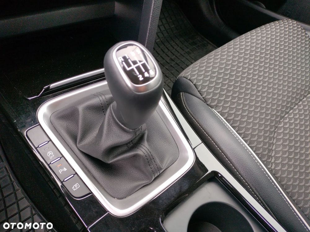 Kia Ceed 1.5 T-GDI Tribute - 15