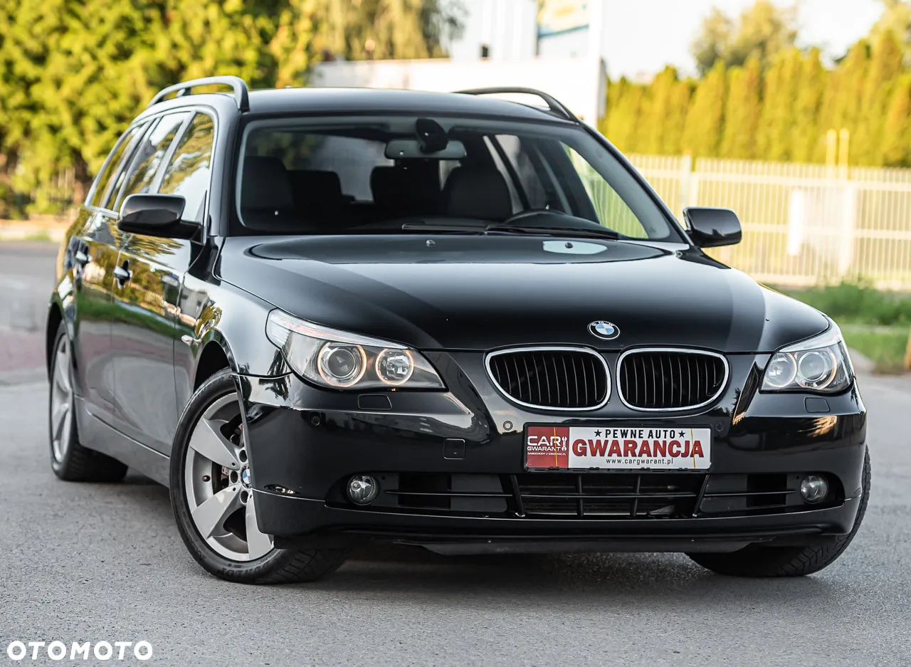 BMW Seria 5 525xi Touring - 12
