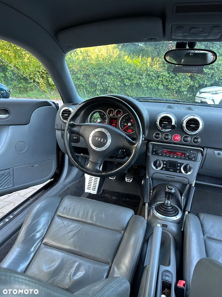 Audi TT Coupé 1.8T - 8