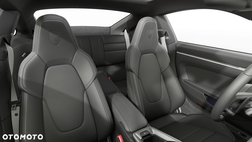 Porsche 911 Carrera 4S - 6
