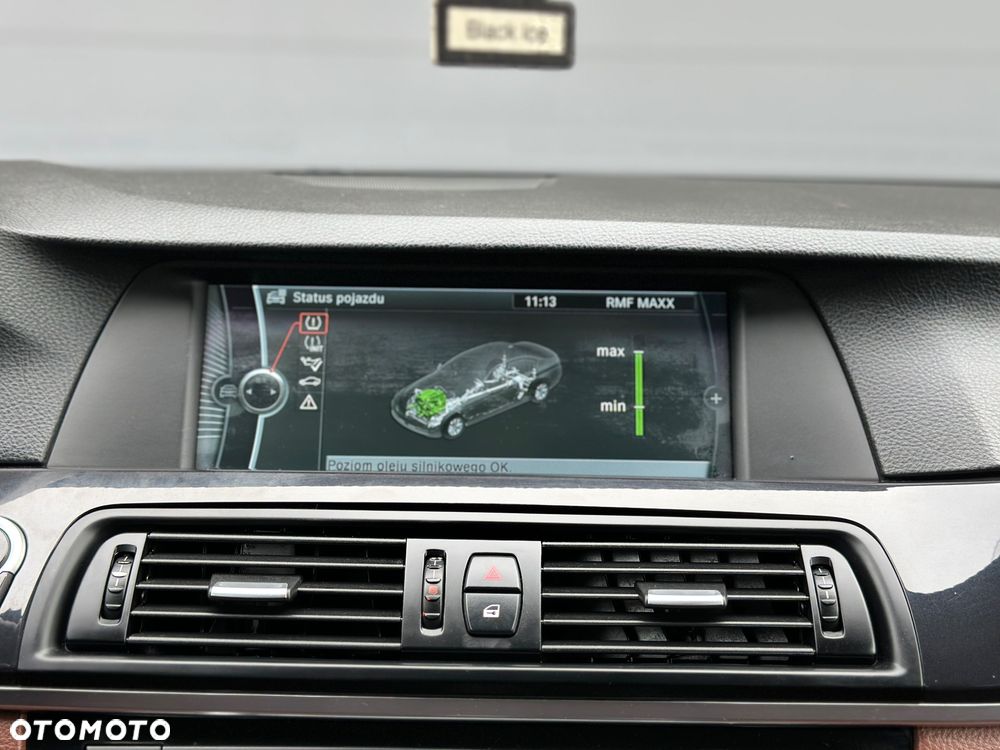 BMW Seria 5 520d - 27