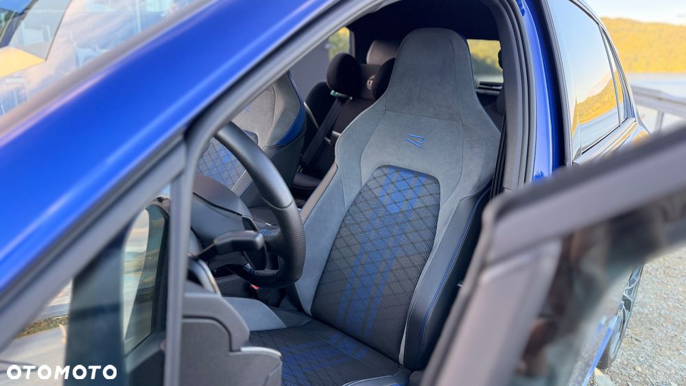 Volkswagen Golf 2.0 TSI 4Motion R DSG - 17