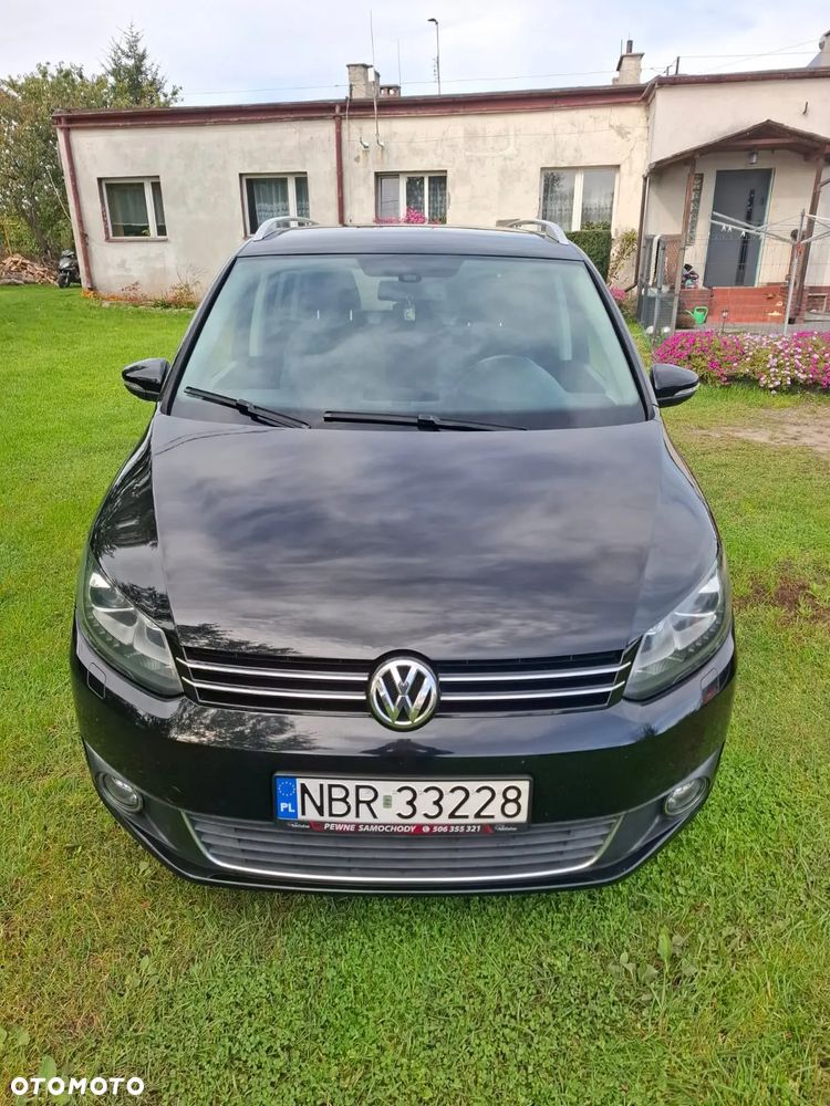 Volkswagen Touran - 1