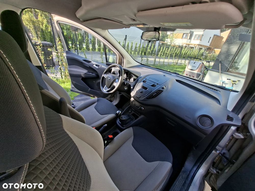 Ford Tourneo Courier 1.5 TDCi Trend - 13