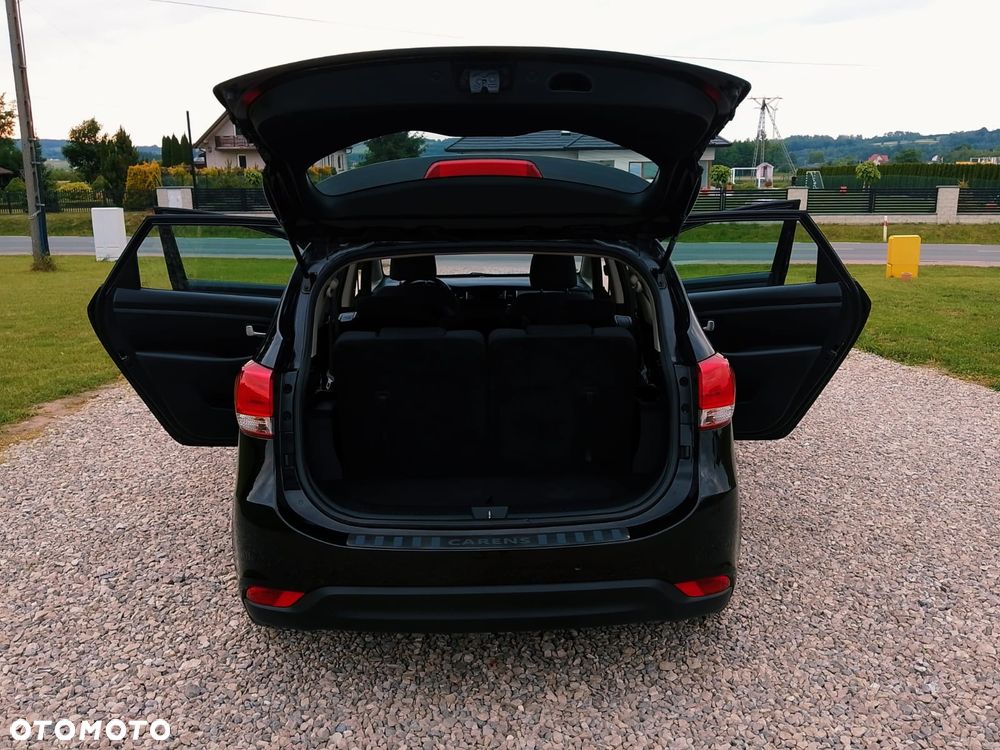 Kia Carens 1.6 GDI XL 7os - 27