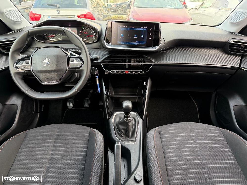 Peugeot 208 1.2 PureTech Allure - 11