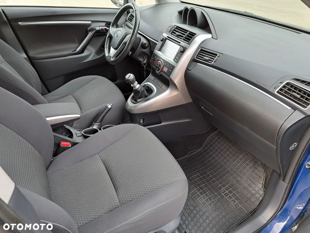 Toyota Verso - 18