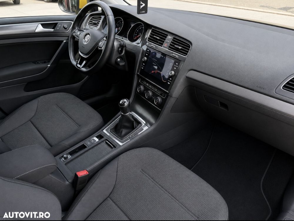 Volkswagen Golf 1.0 TSI Comfortline - 8