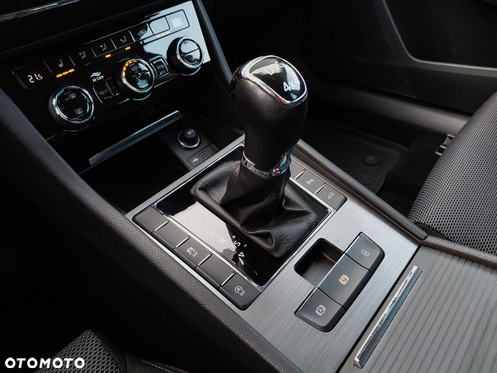 Skoda Superb - 25