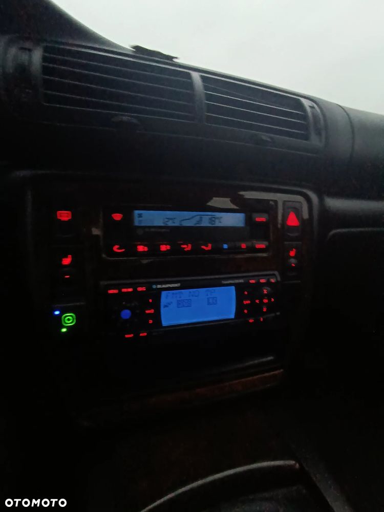Volkswagen Passat 1.8T - 10