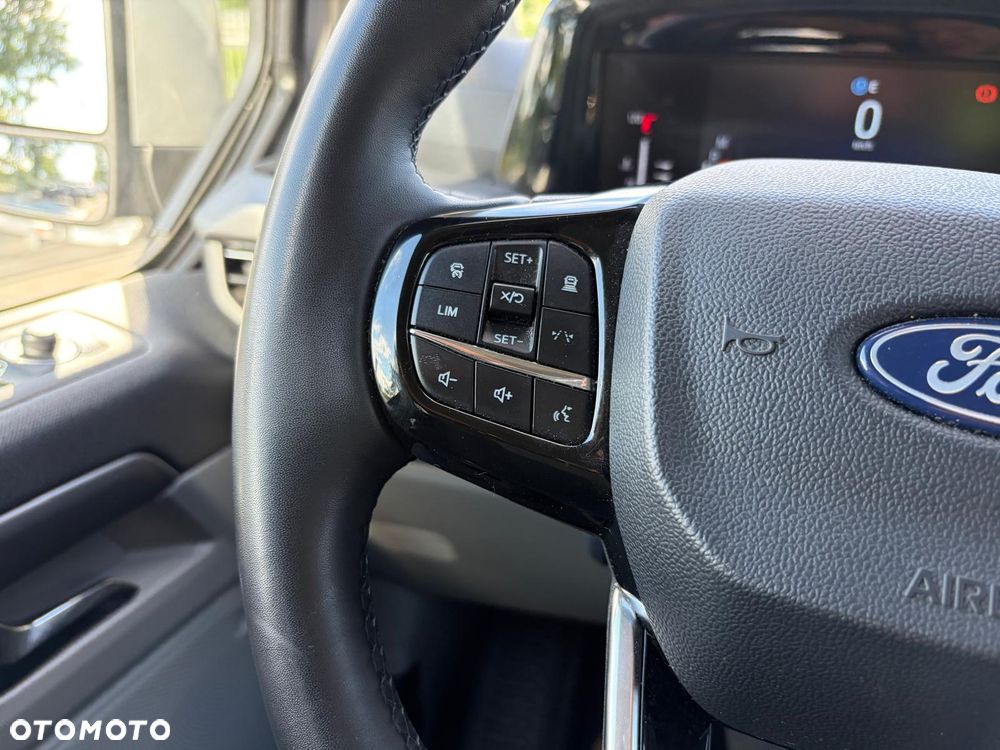 Ford Tourneo Custom 2.0 EcoBlue L1 Titanium SelectShift - 30