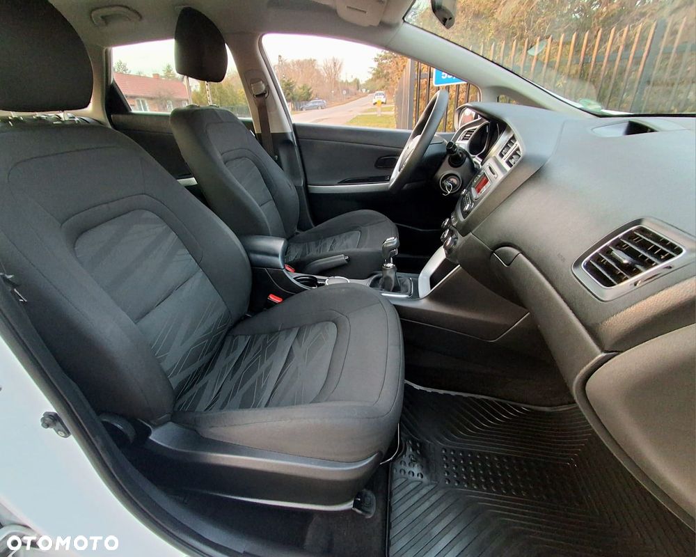 Kia Ceed 1.6 CRDi L - 16