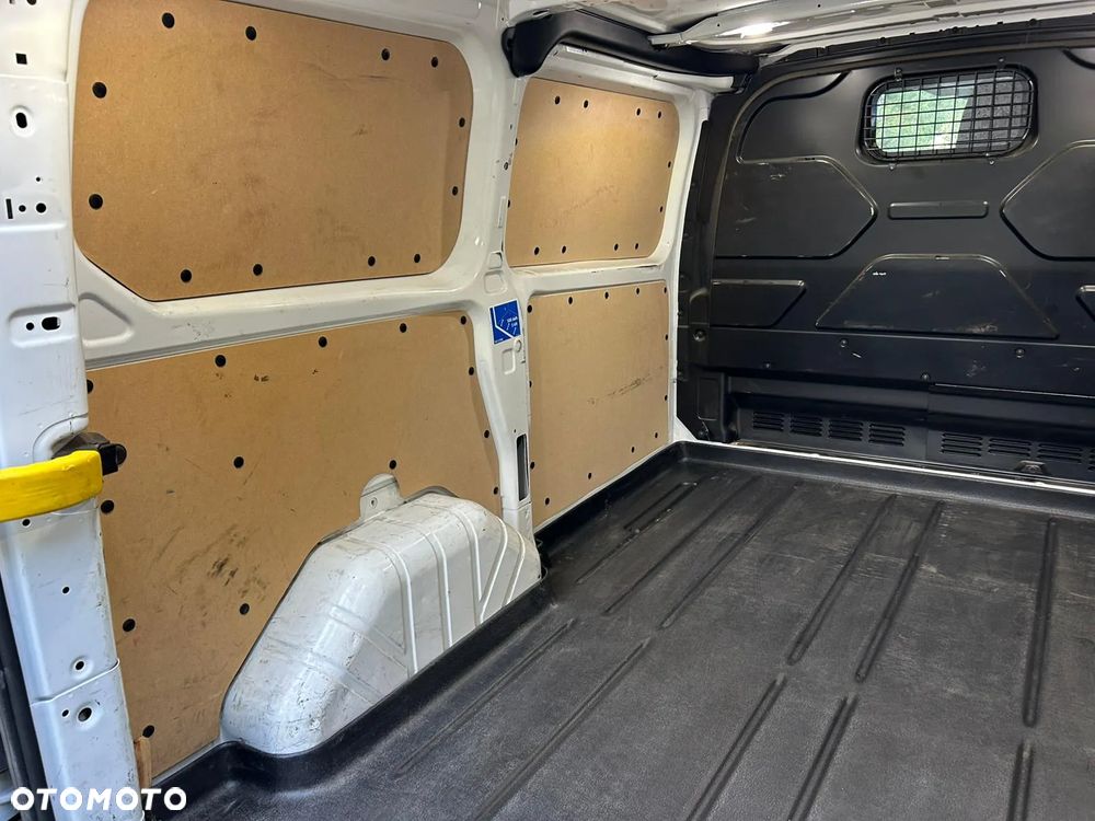 Ford Transit Custom - 17