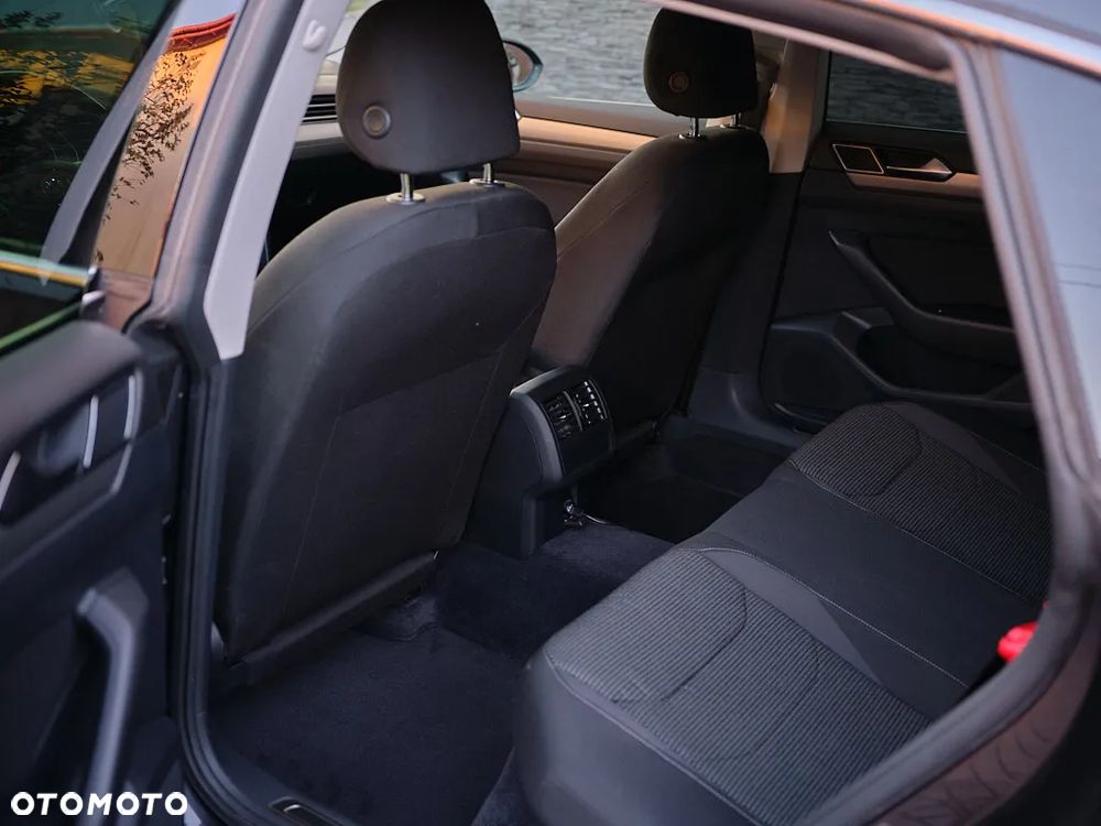 Volkswagen Arteon - 17