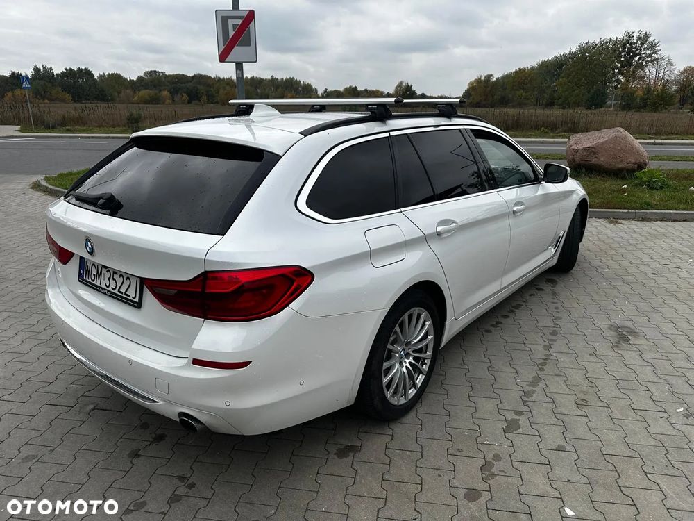 BMW Seria 5 530d Luxury Line - 4