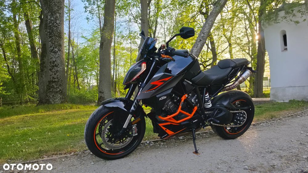 KTM Super Duke - 11