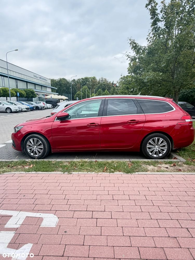 Peugeot 308 1.5 BlueHDi Allure S&S - 12