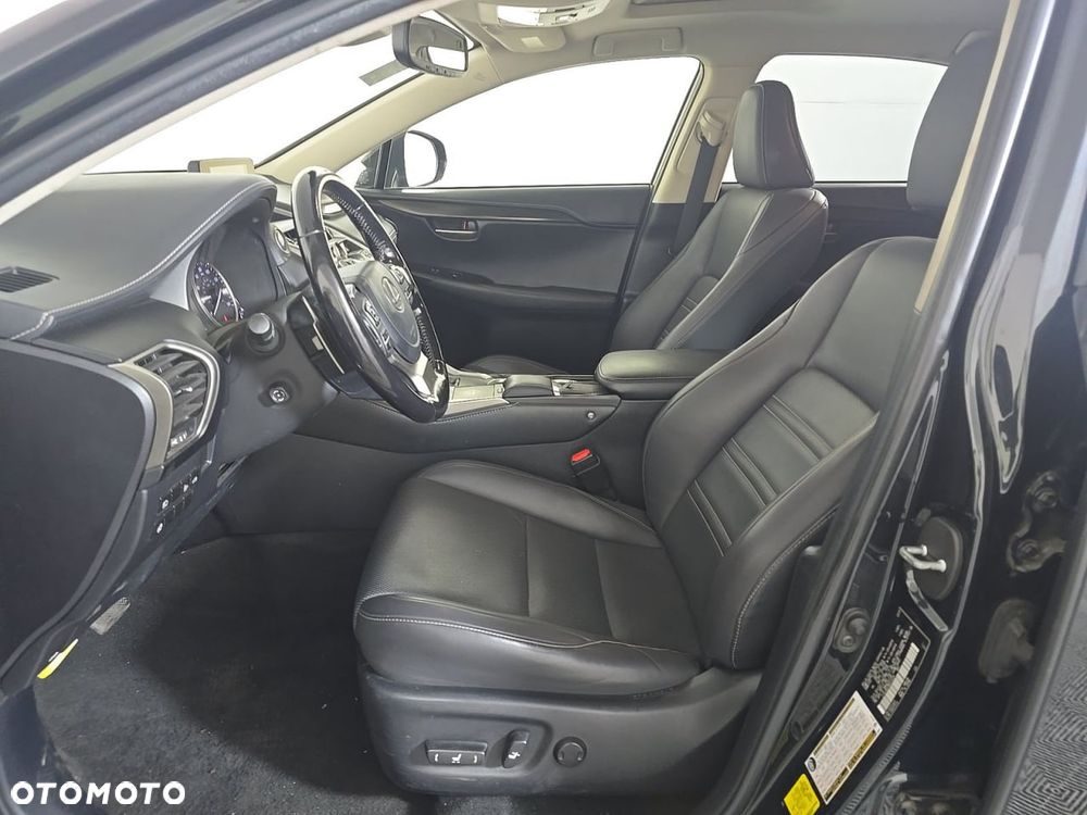 Lexus NX - 7