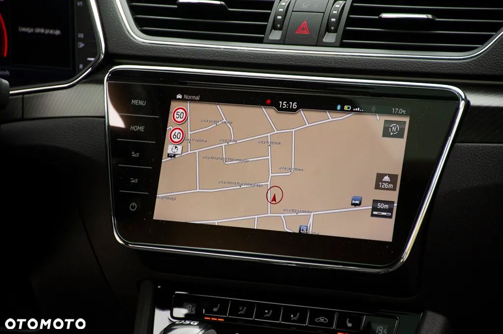 Skoda Superb 2.0 TDI DSG Sportline - 9