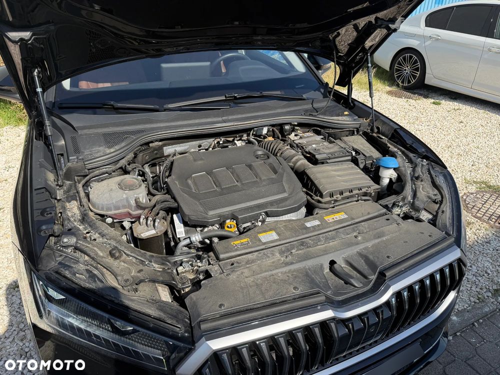 Skoda Superb 2.0 TDI SCR 4x4 L&K DSG - 10