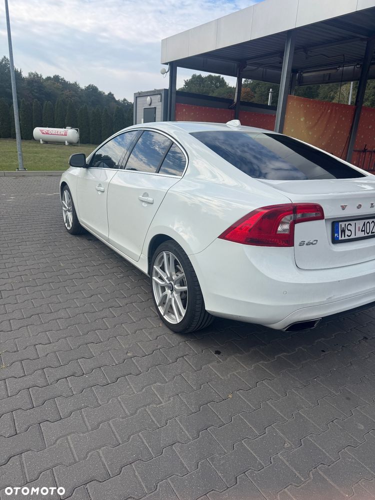 Volvo S60 - 6
