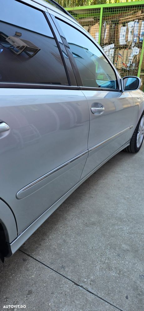 Mercedes-Benz E - 8