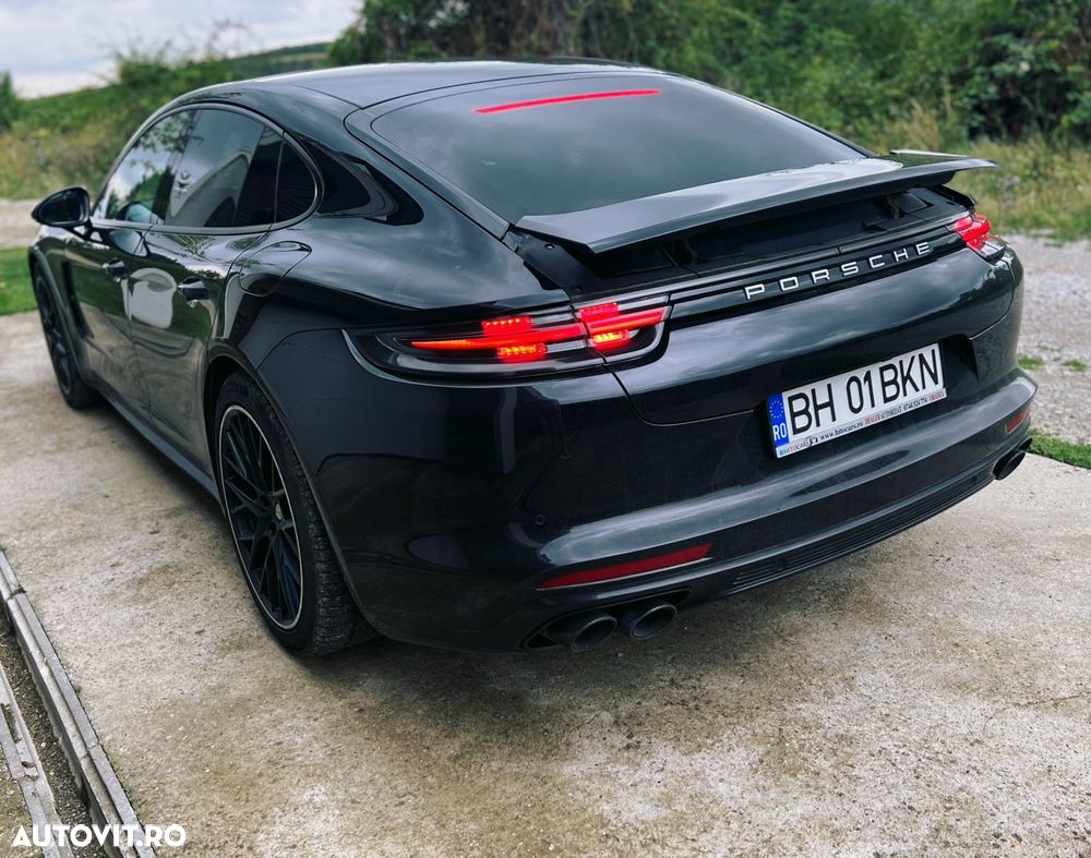 Porsche Panamera 4 E-Hybrid Executive - 3
