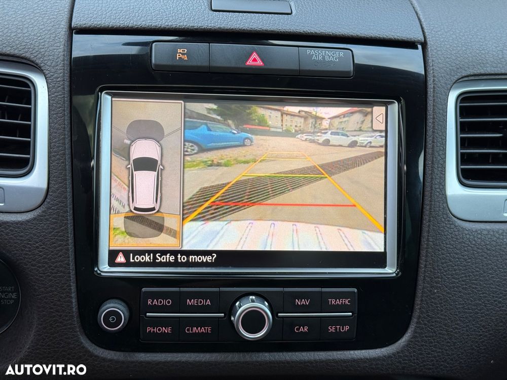 Volkswagen Touareg 3.0 V6 TDI DPF Automatik Individual - 8