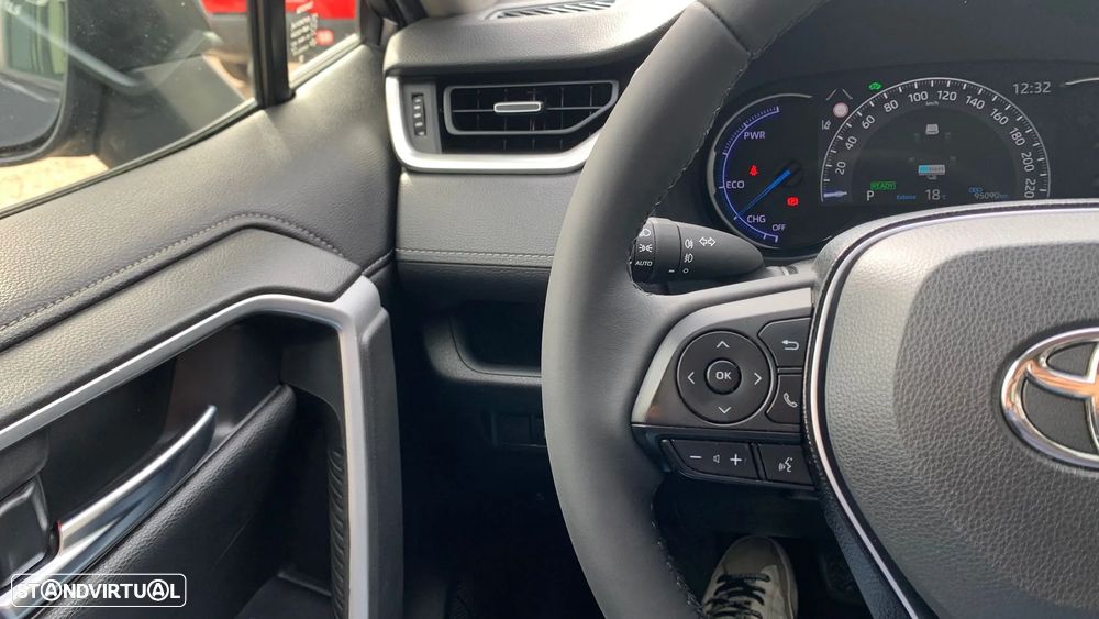 Toyota RAV4 2.5 HDF Exclusive - 7