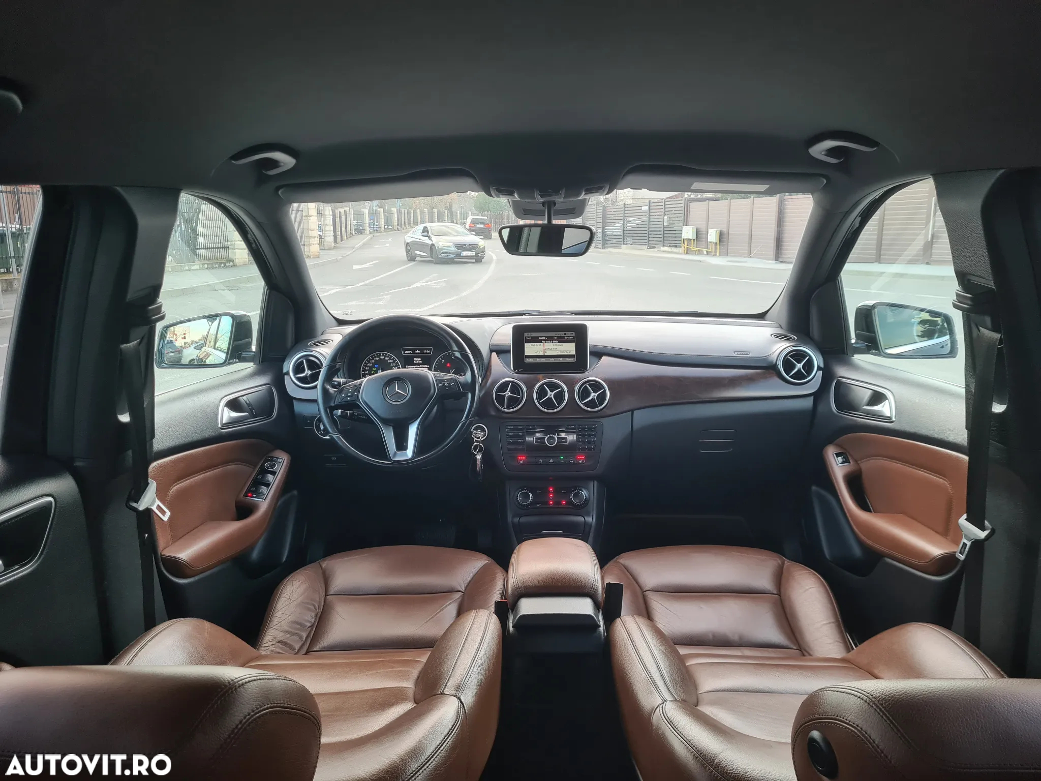 Mercedes-Benz B 200 CDI (BlueEFFICIENCY) 7G-DCT - 7