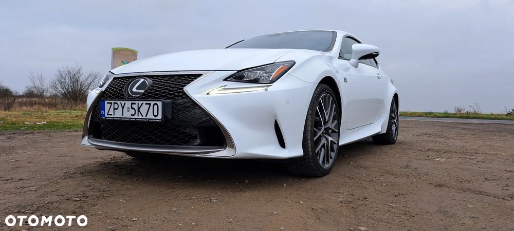 Lexus RC 200t / 300 F Sport - 2
