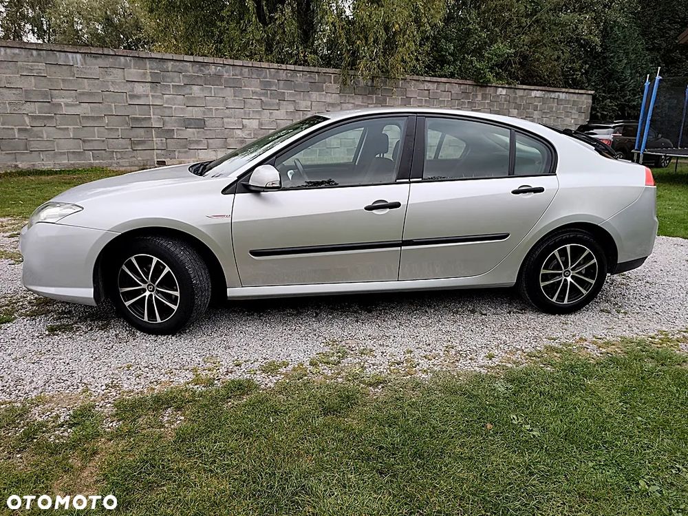 Renault Laguna 1.6 16V 110 Sportway - 17