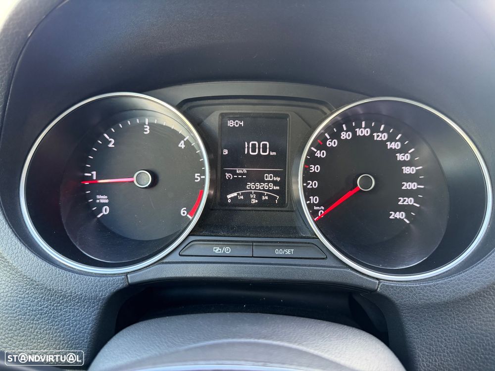 VW Polo 1.4 TDi BlueMotion - 13