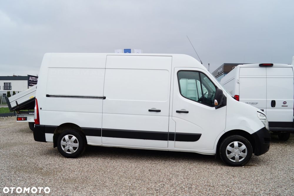 Nissan NV400 - 3