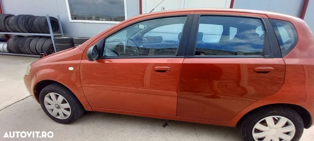 USA CHEVROLET AVEO S.F - 1