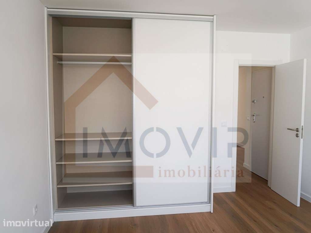 T1 em fase de remodelação total - oportunidade única! - Grande imagem: 4/10