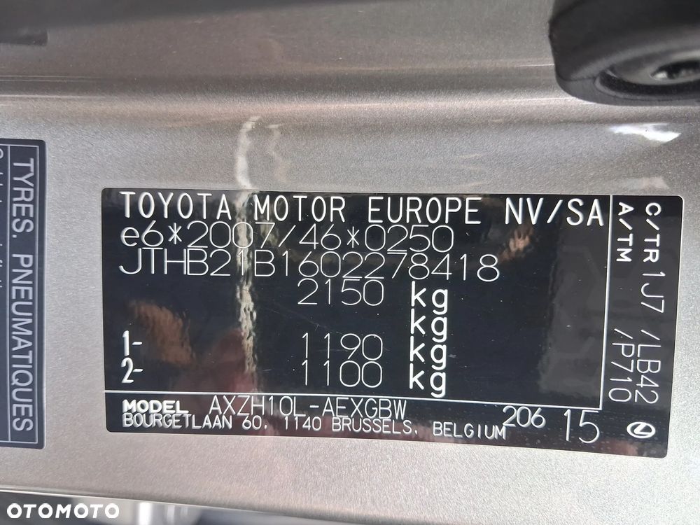 Lexus ES 300h Prestige - 18
