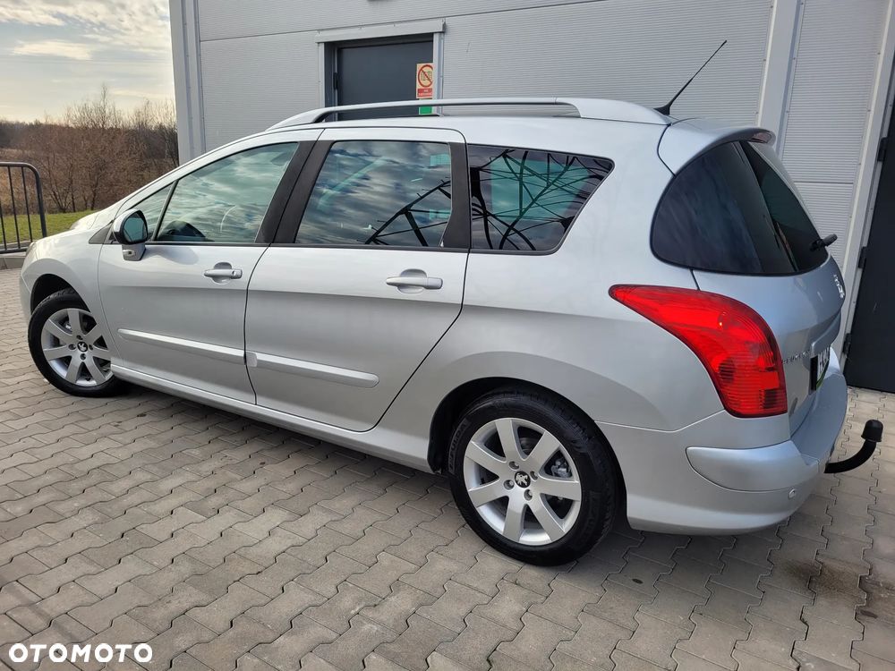 Peugeot 308 e-HDi FAP 115 Stop&Start Business Line Niveau 1 - 10