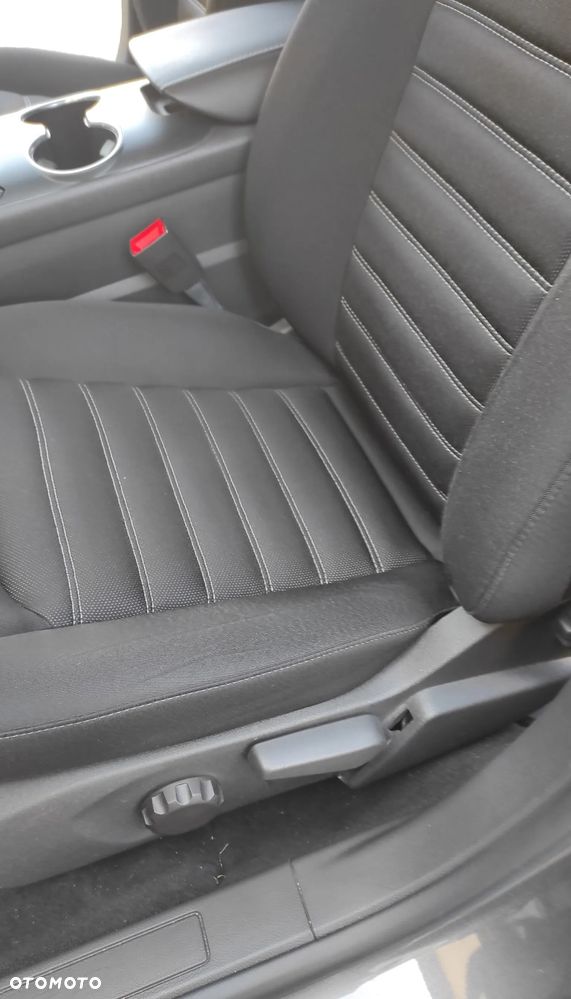 Ford Mondeo - 13