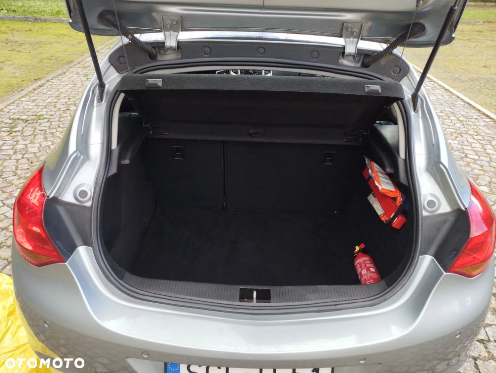 Opel Astra 1.4 Turbo Innovation - 24