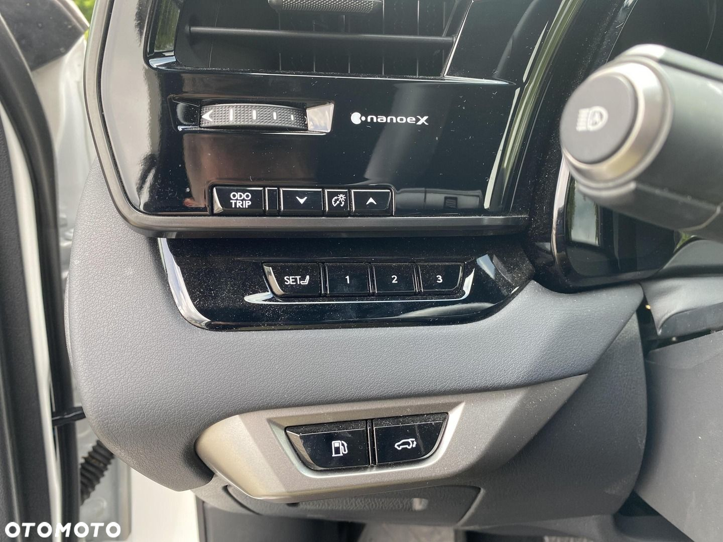 Lexus RX - 23