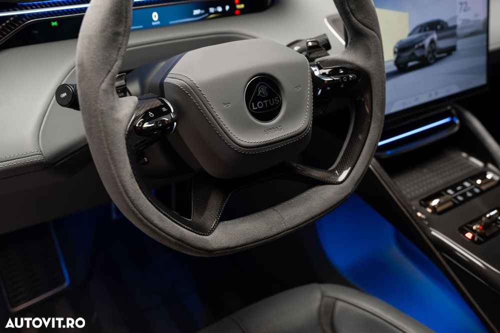 Lotus Eletre - 16