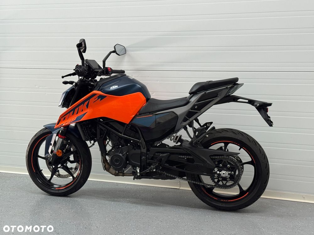 KTM Duke 125 - 20