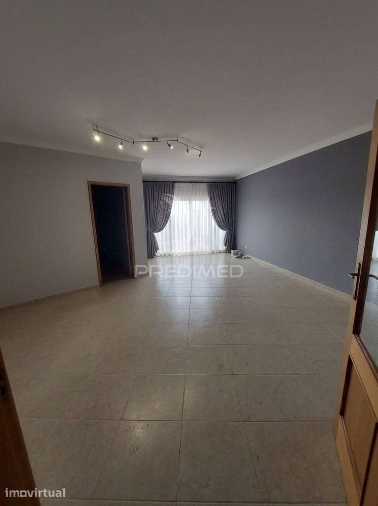 Quarteira - apartamento com lugar de estacionamento - Grande imagem: 3/13