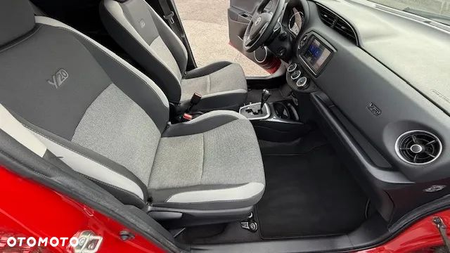 Toyota Yaris 1.5 20th Anniversary CVT - 21