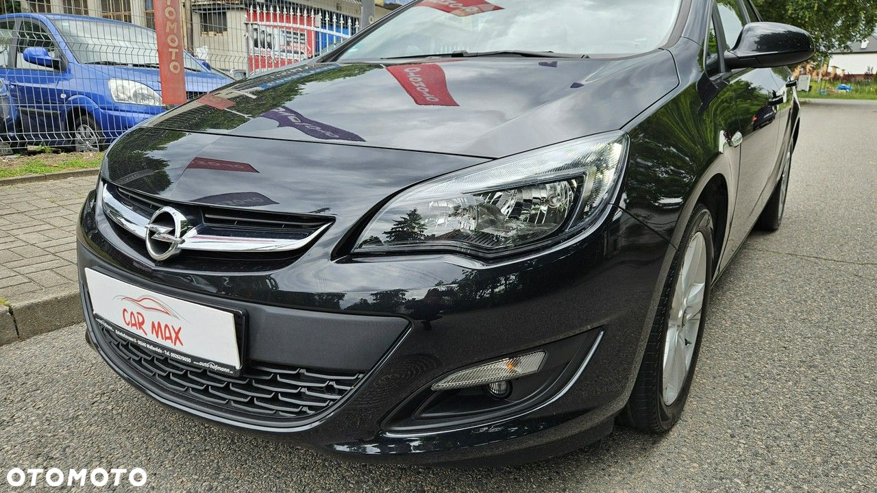 Opel Astra 1.4 Turbo Selection - 4