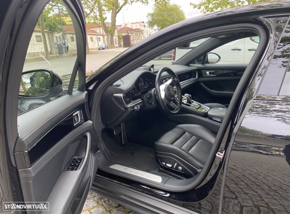 Porsche Panamera - 5