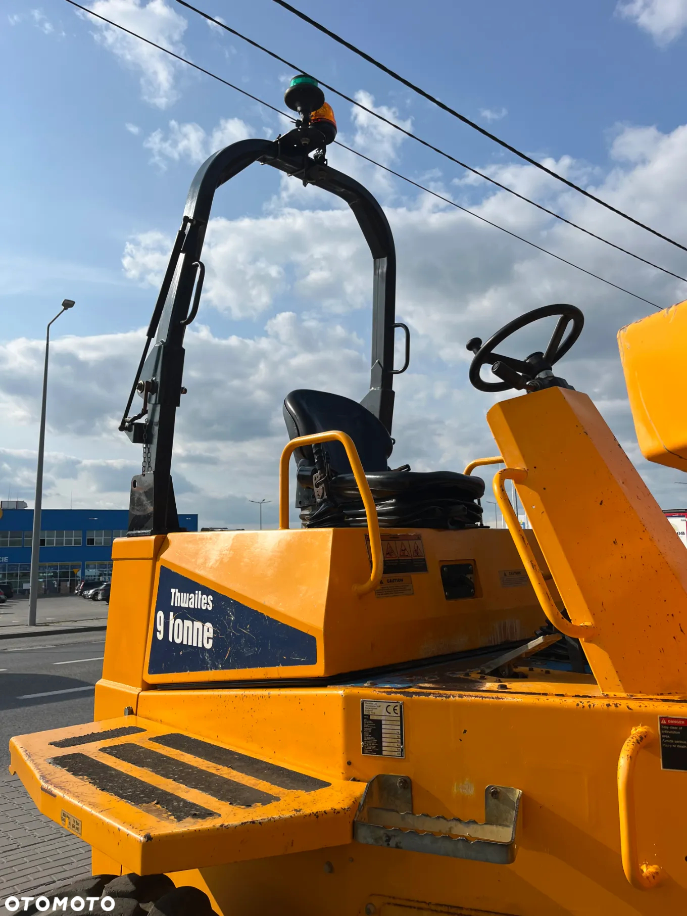 Thwaites Mach 2098 9 Tonne - 16