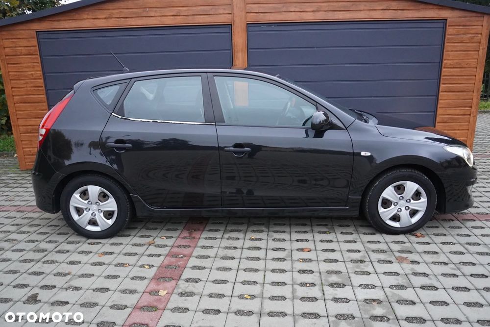 Hyundai i30 1.4 Blue Comfort - 4