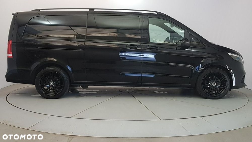 Mercedes-Benz Klasa V - 9